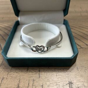 Adjustable sterling silver heart bracelet, NIB